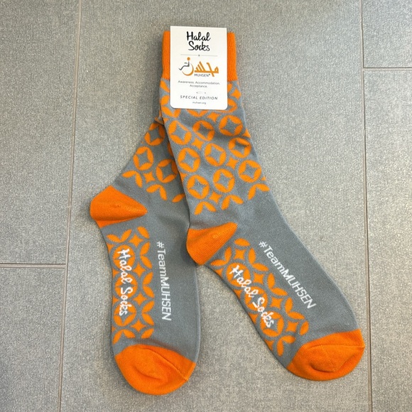 NWT Halal Socks (collaboration w/ Muhsen) gray & orange crew socks - Picture 9 of 10